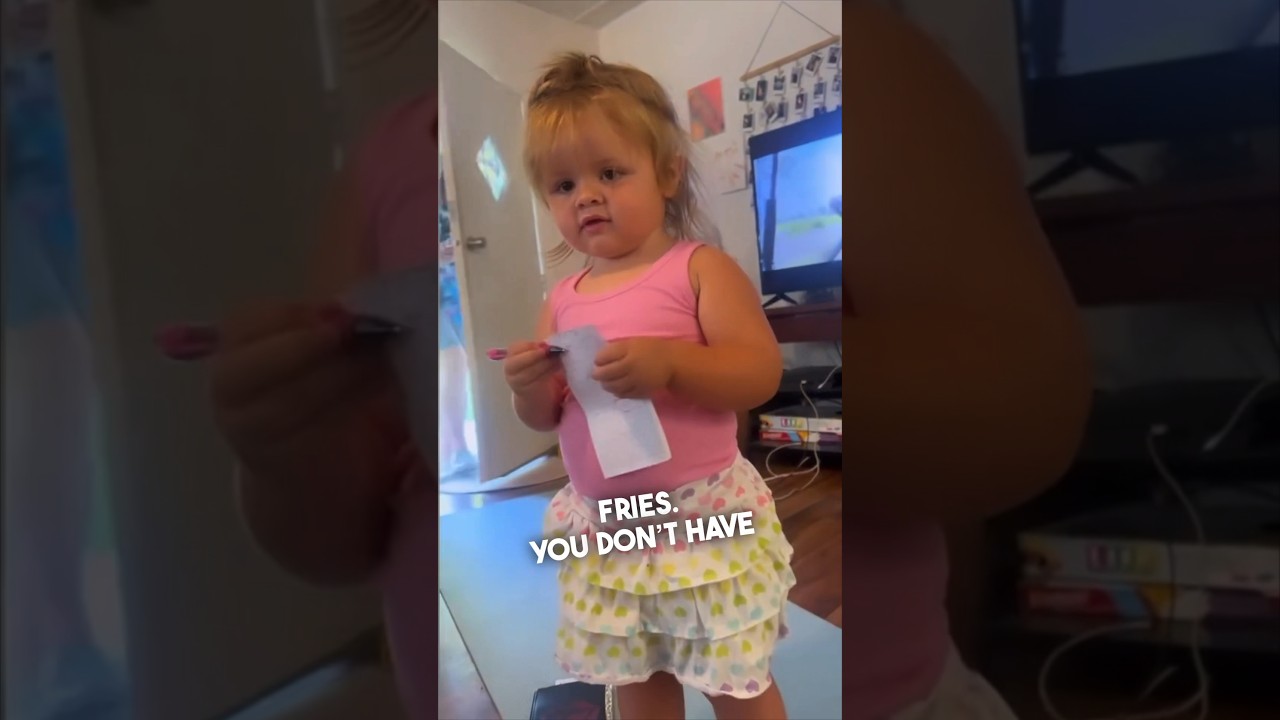 This little girl is hilarious 😂