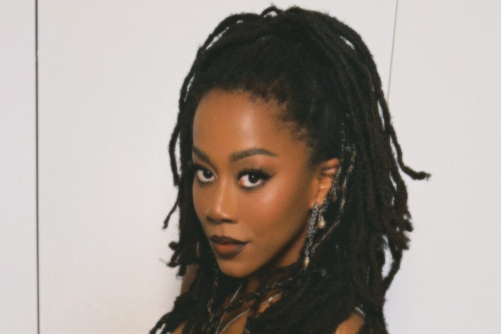 Tomi Adeyemi Biography, Career, Relationship, Family, Books, Net Worth tomiadeyemi