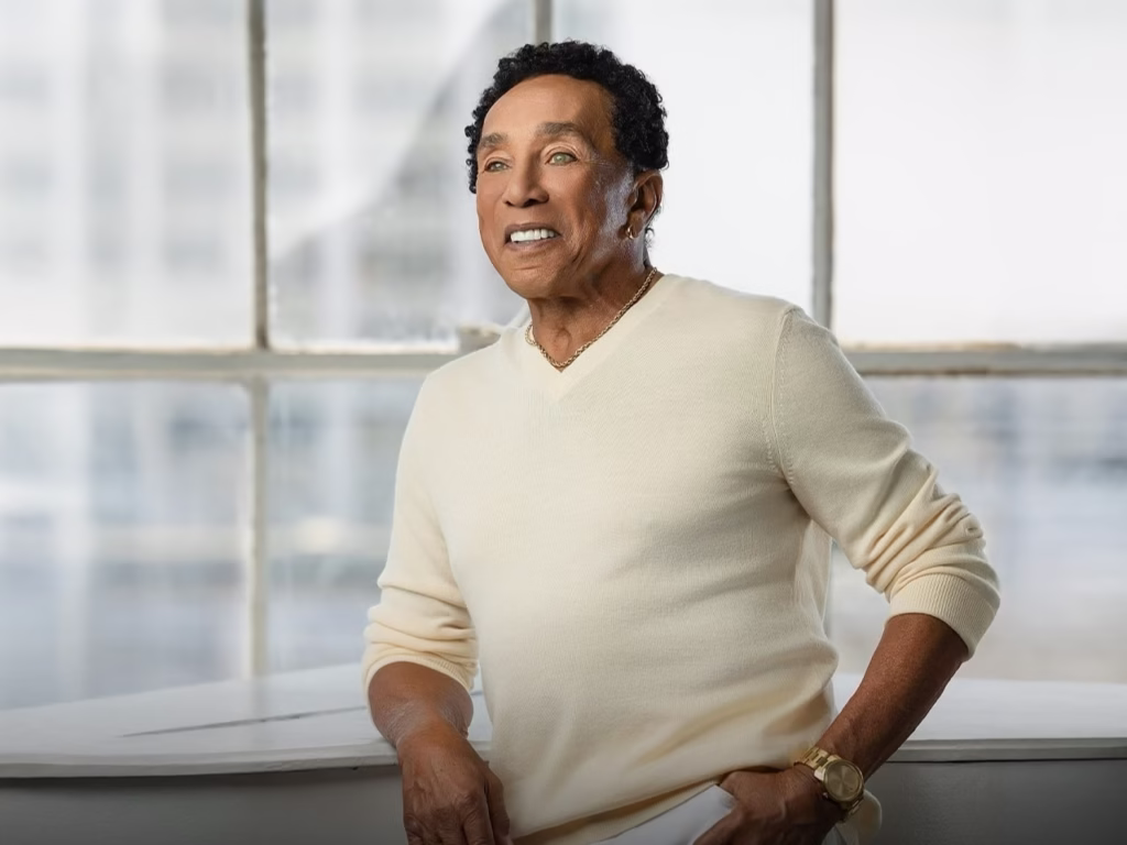 Smokey Robinson Biography Career Personal Life Net Worth