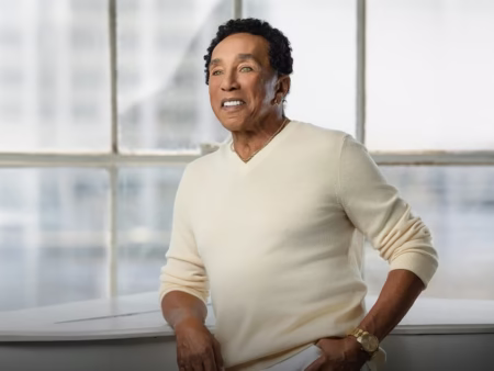 Smokey Robinson Biography, Career, Personal Life, Net Worth Smokey Robinson Biography Career Personal Life Net Worth