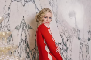 Abigail Hawk Biography Age Career Relationship Net Worth