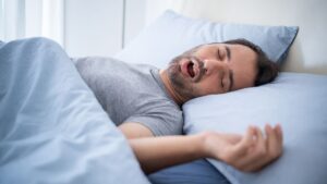 5 Popular Celebrities With a Snoring Problem1